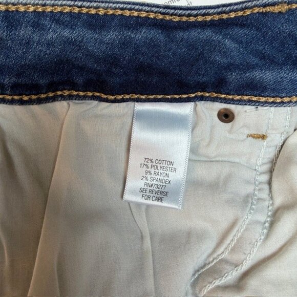 New with tags Classic Stretch denim Capri 18 Floral Belt plus size - Picture 9 of 10